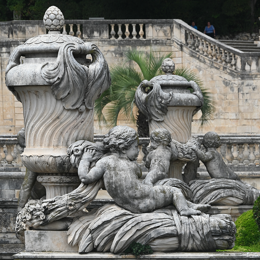 JARDINS DE LA FONTAINE - my travelling lens